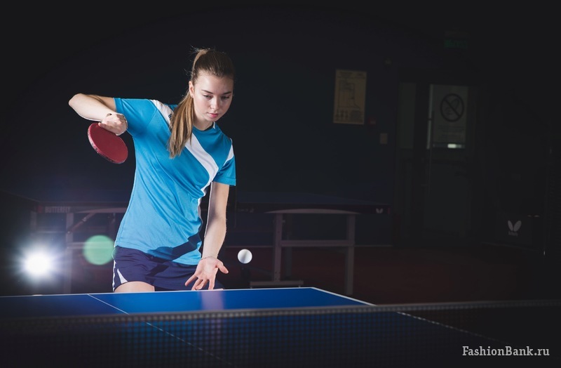 Russian girl plays table tenis pic