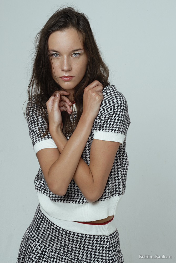  Masha Korn