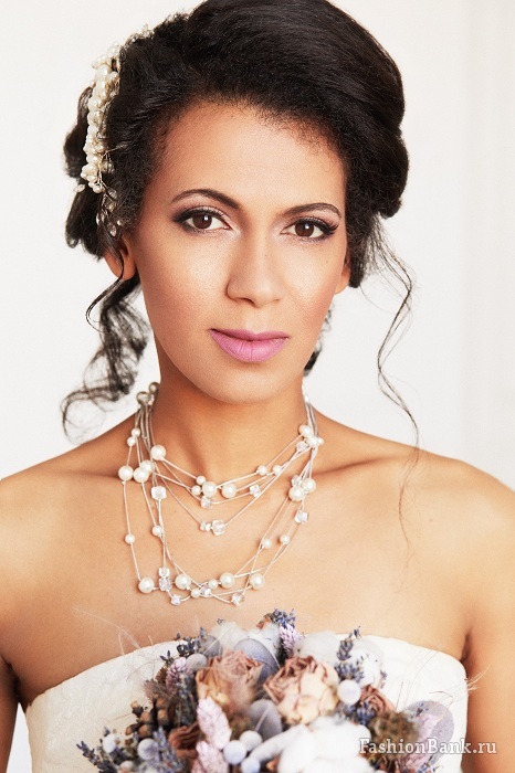  Nadine K