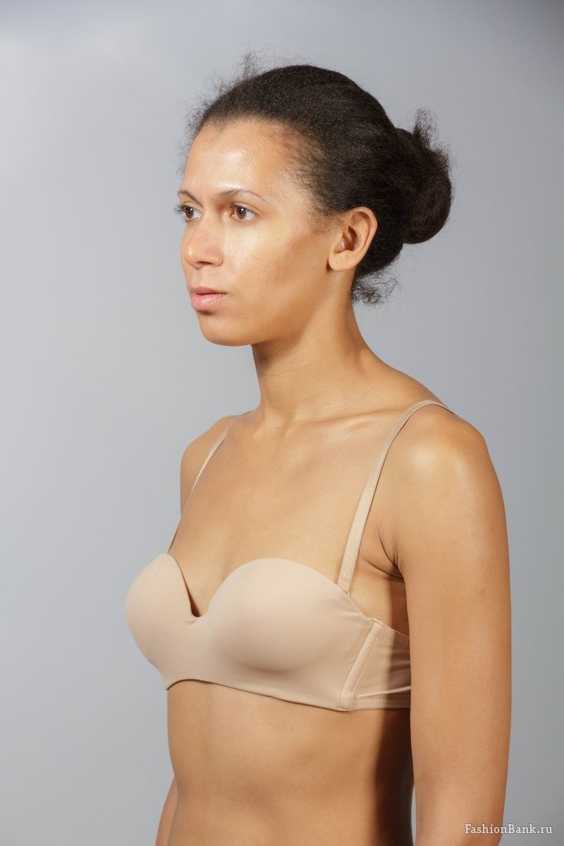  Nadine K