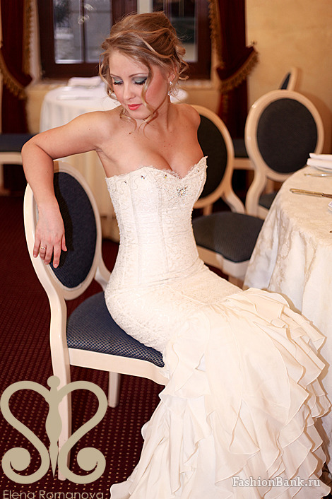  Elena Romanova