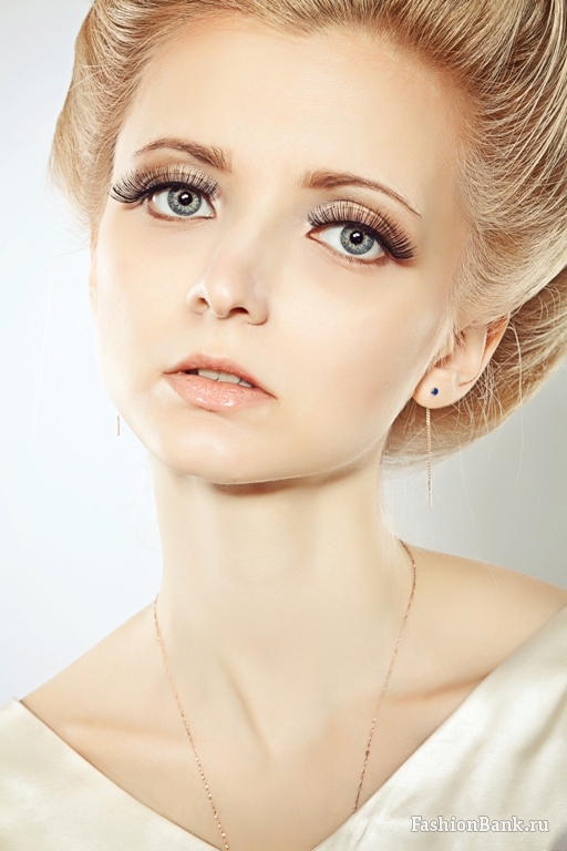  Anike Angel