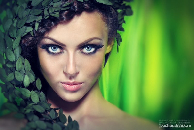 Max collection. Женские зеленые глаза. Свадебный макияж для зеленоглазых.