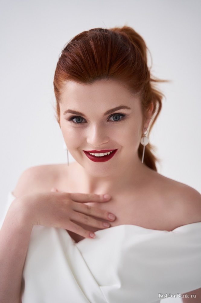  Mira Odintsova