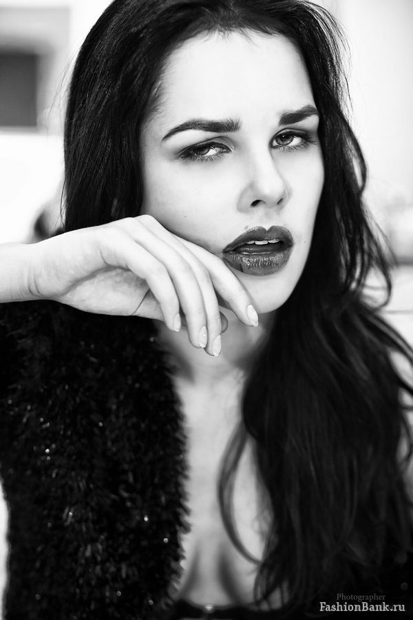  Rina Petrova