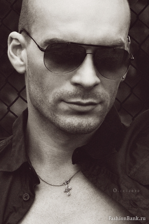  Igor E.