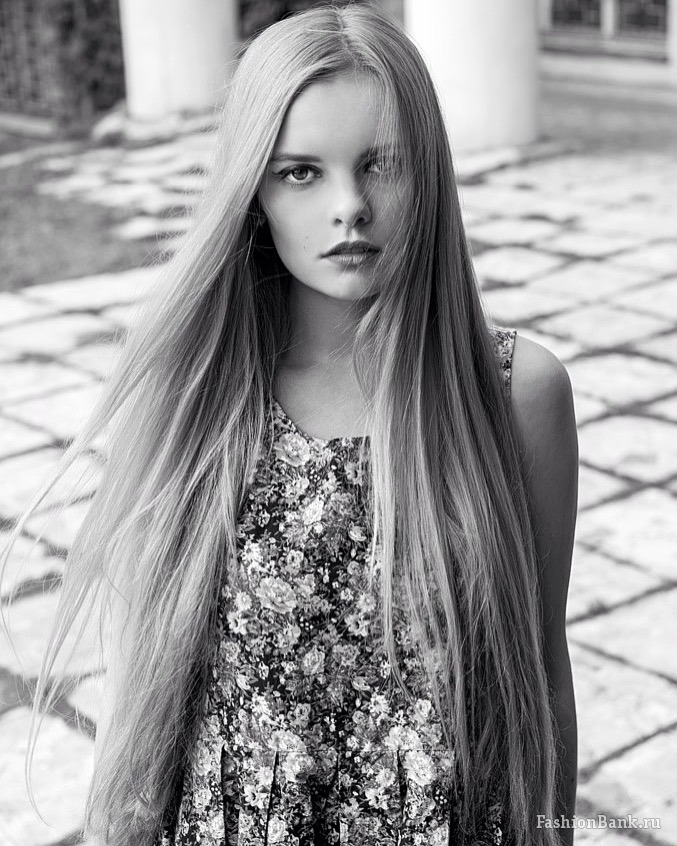  Ann BG
