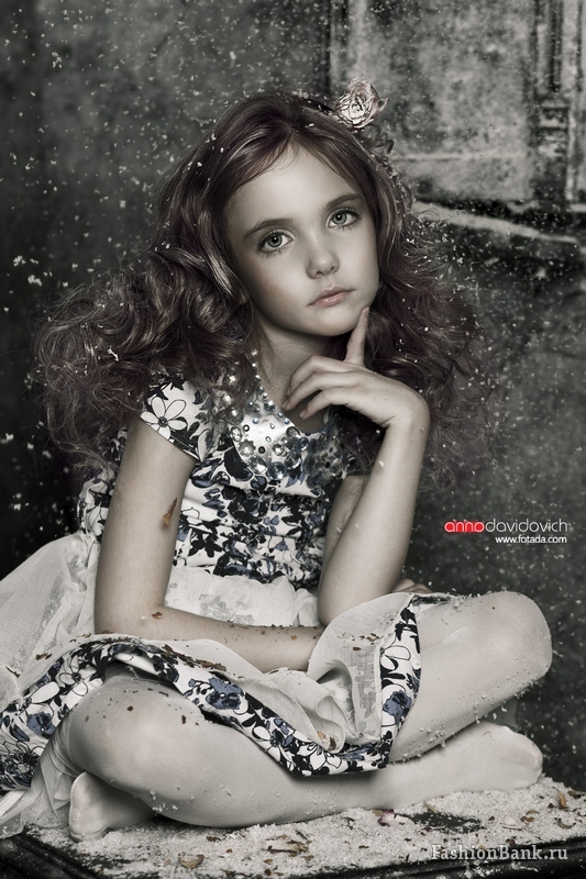  Arina Art