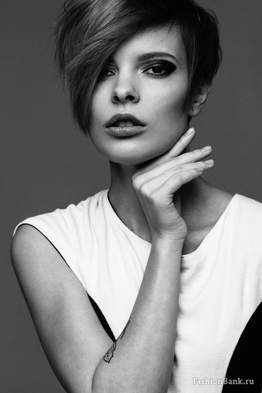  Sasha Lang