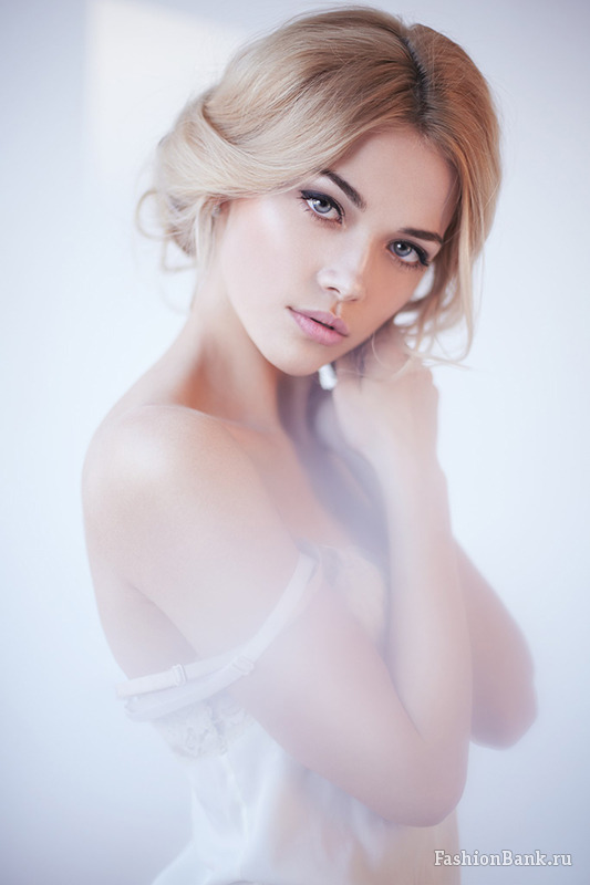  Sasha Lang