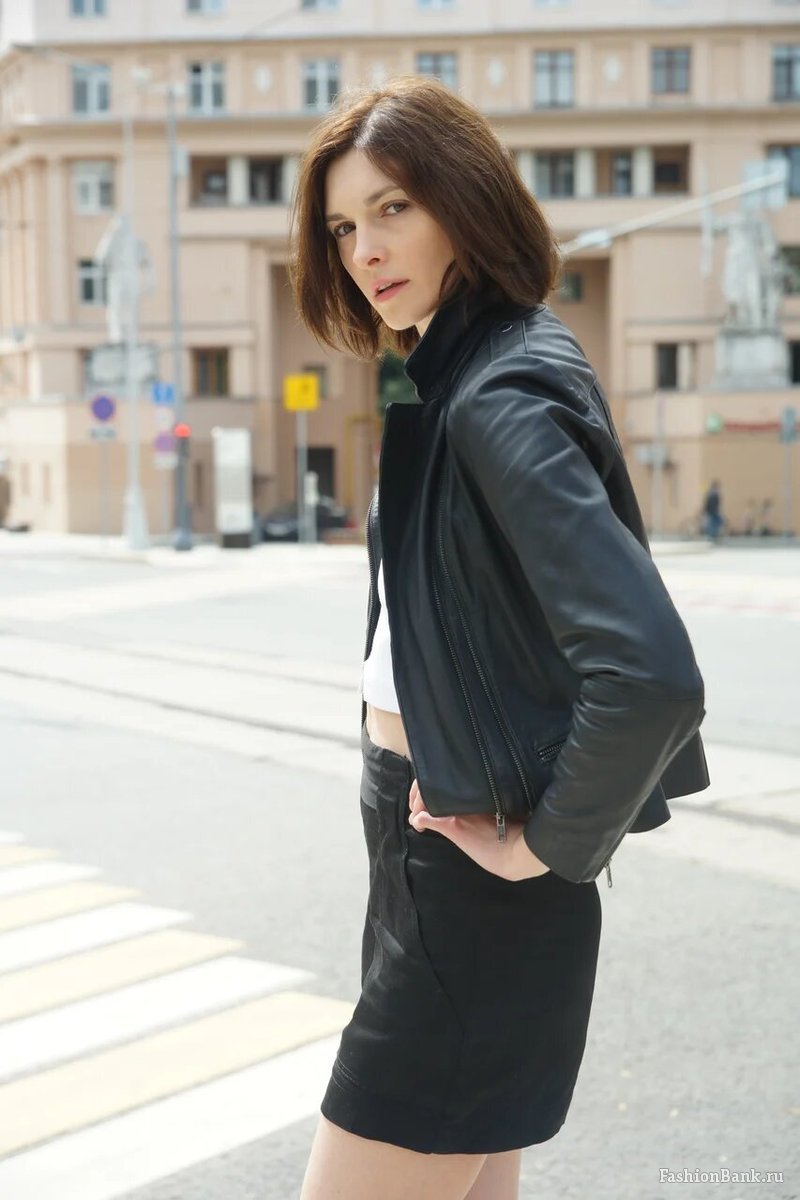  Nadine SYCHEVA 