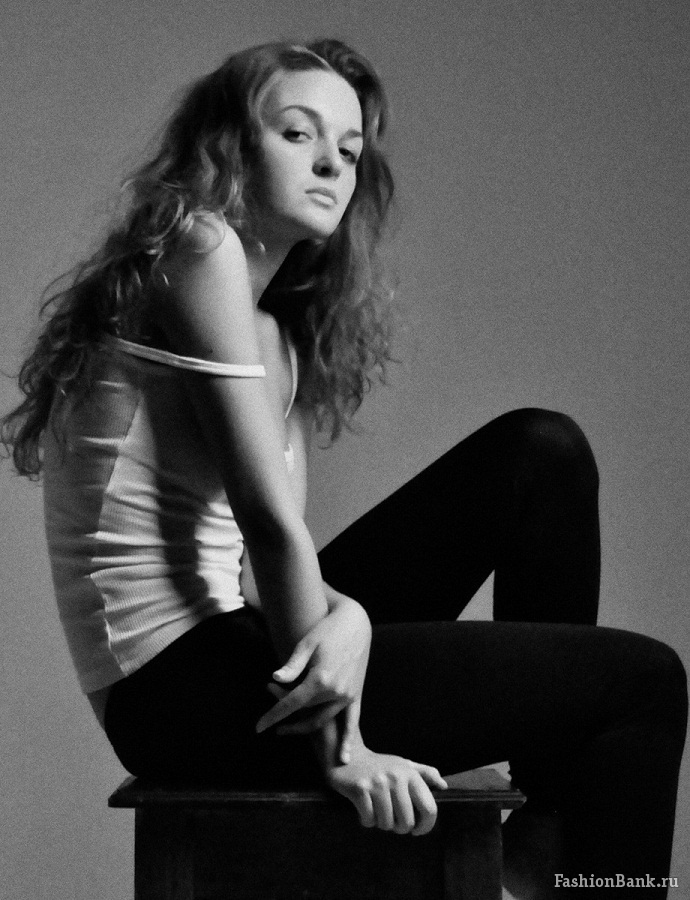  Mila Leto