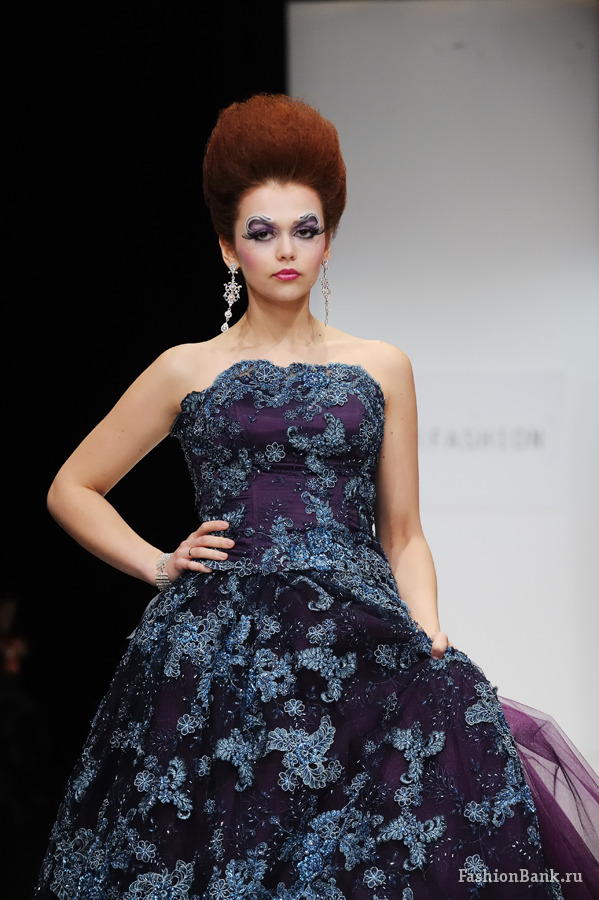  MINA TSOY
