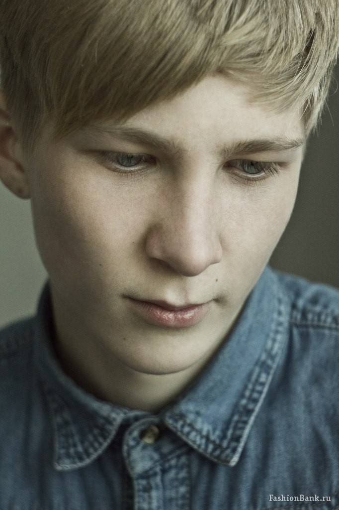  Dmitry Rollins