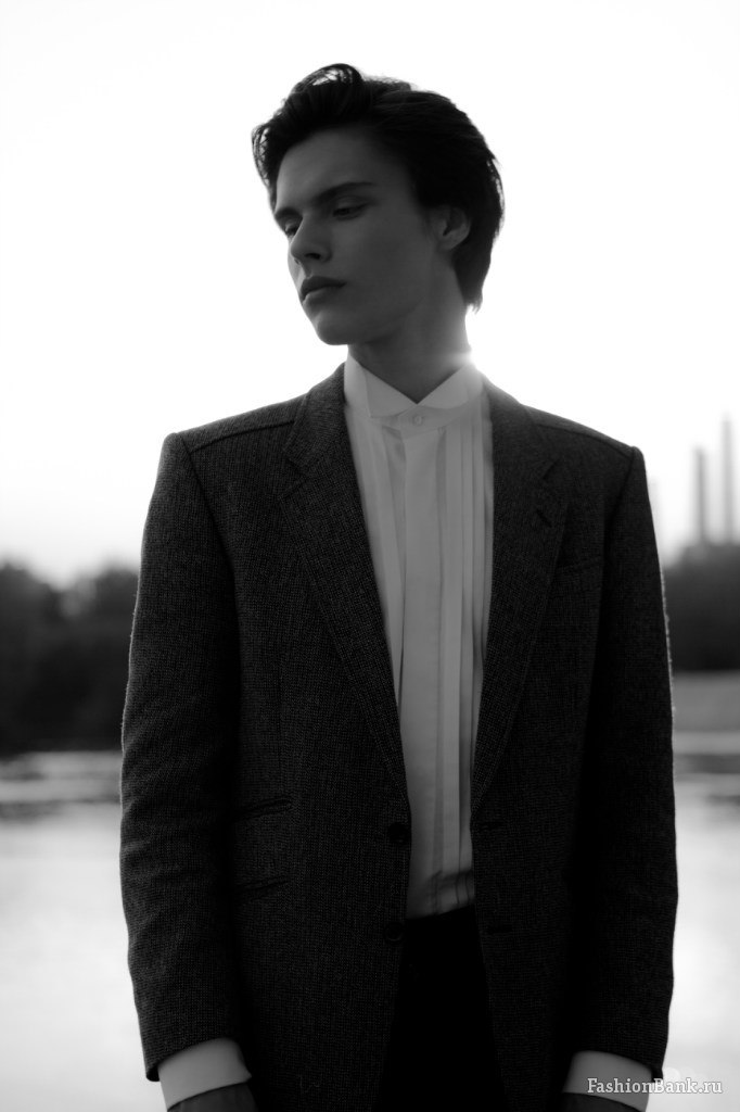  Dmitry Rollins