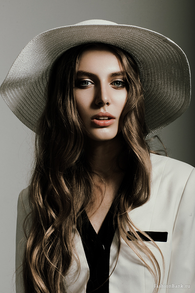 Dmitry Rollins