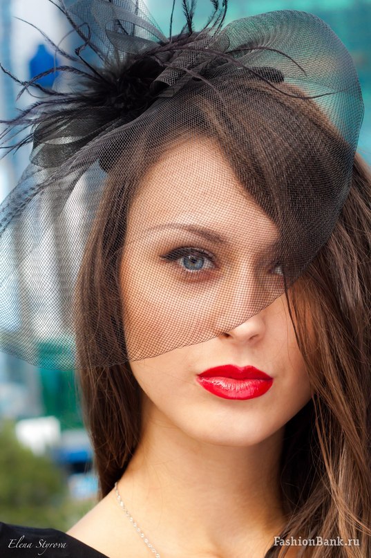  Elena Styrova