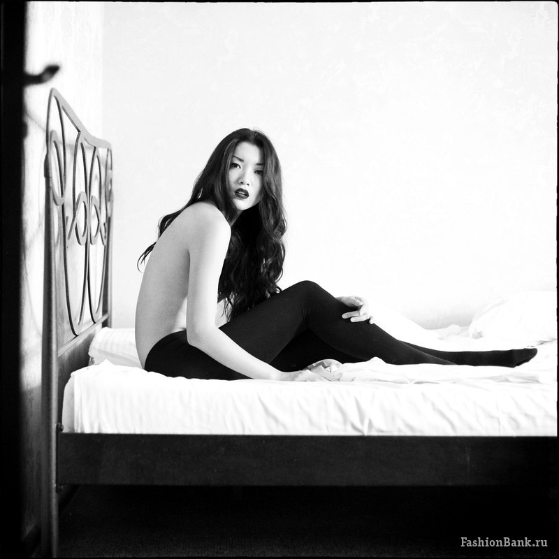  Sasha Sandra