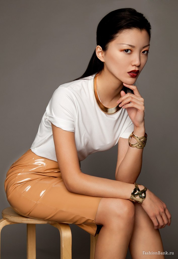  Sasha Sandra