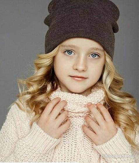  Ekaterina Khlebnikova