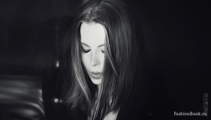  Kerry Moore