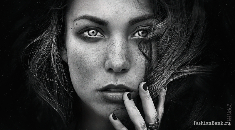  Kerry Moore