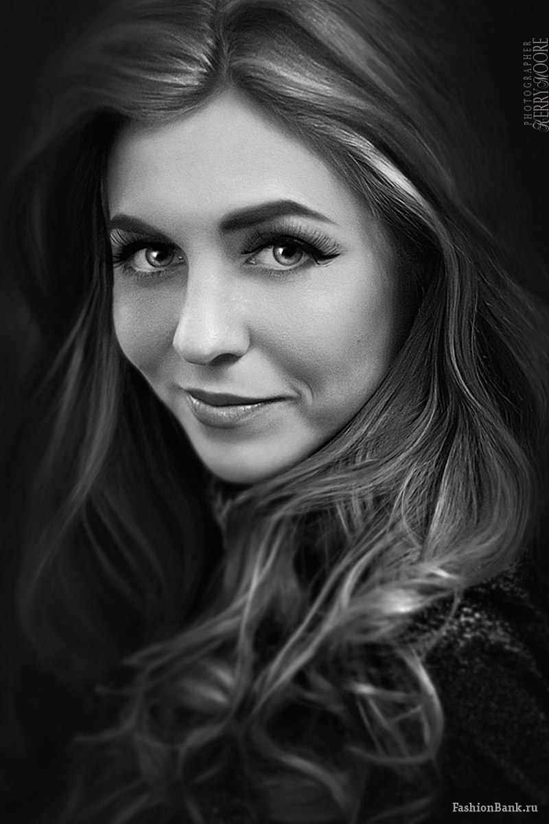  Kerry Moore
