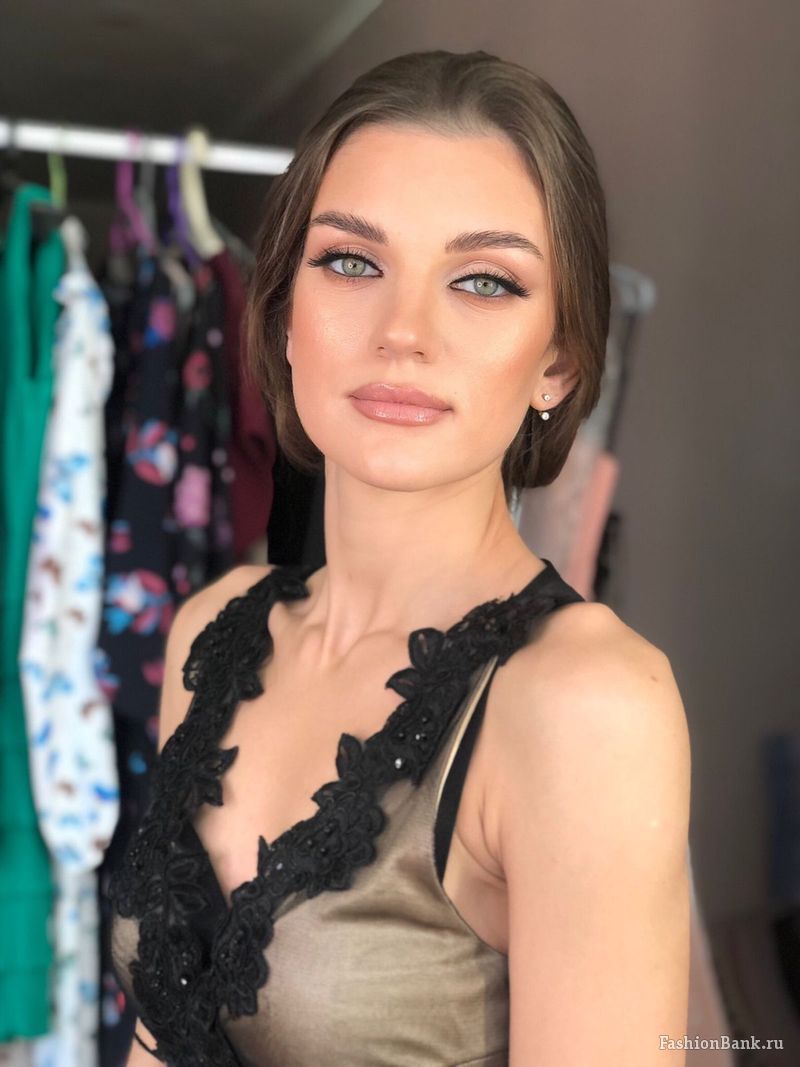  Arina Nikolaeva
