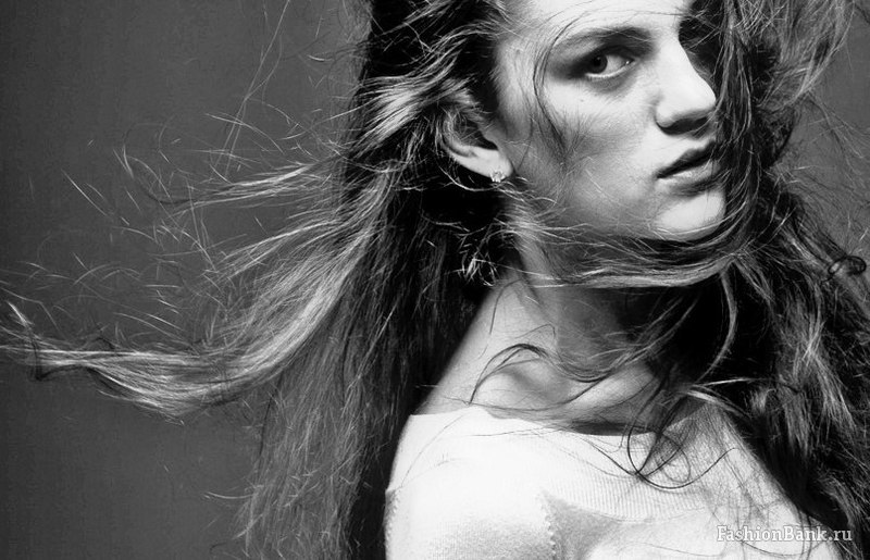  Arina Nikolaeva