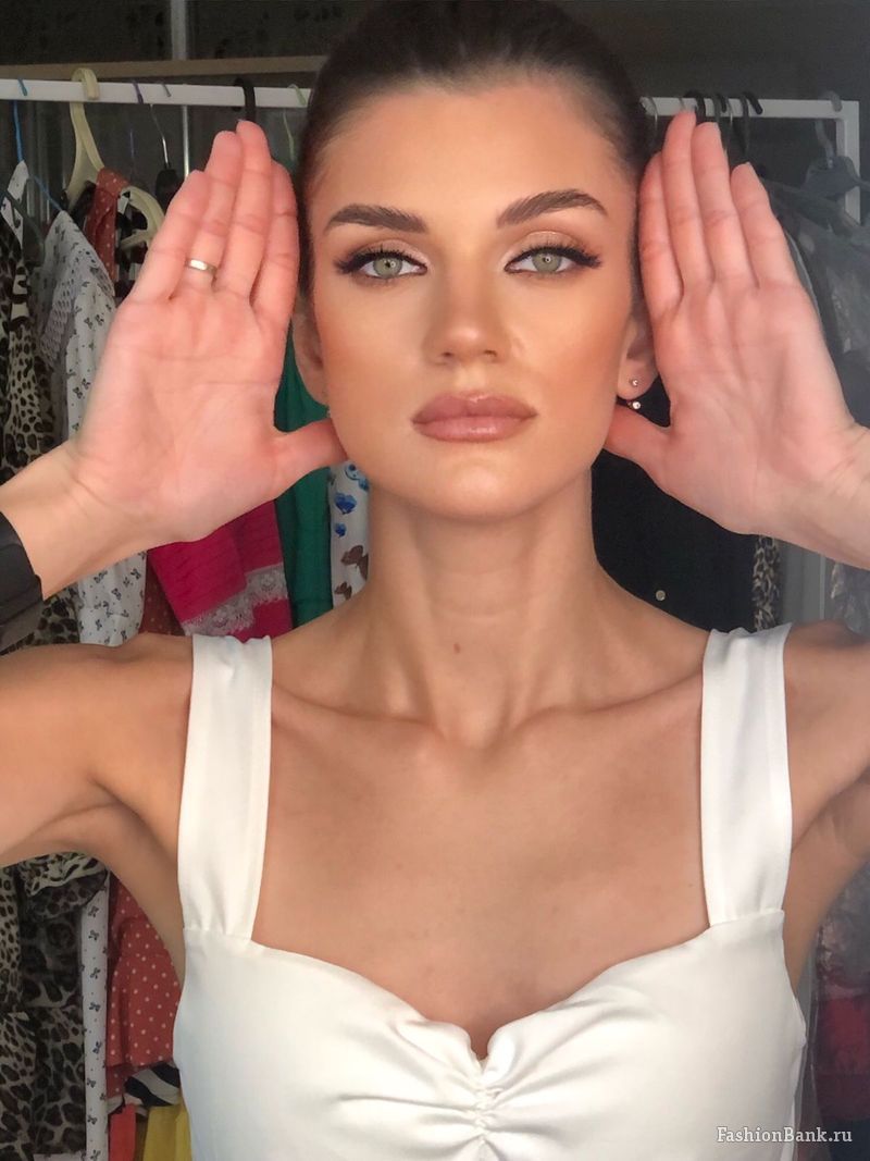  Arina Nikolaeva