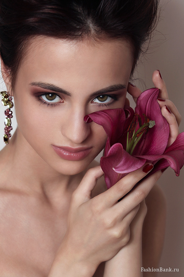  Margo Lazareva