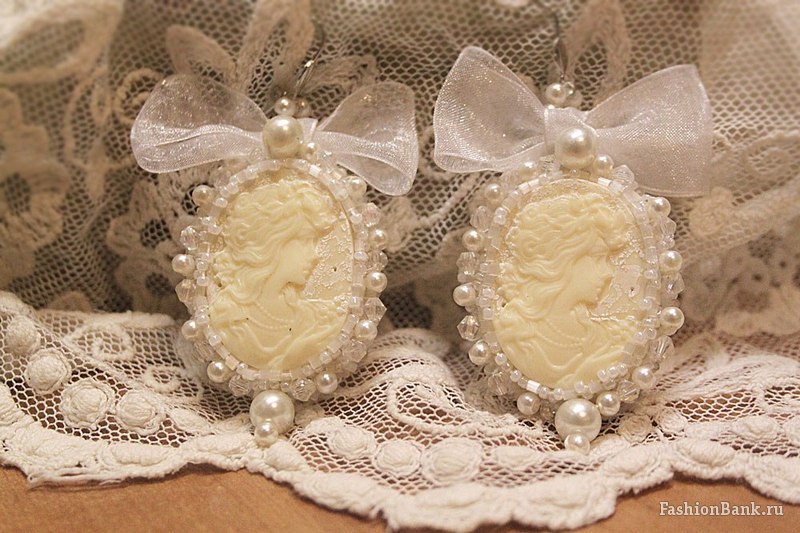  Diana Accessories