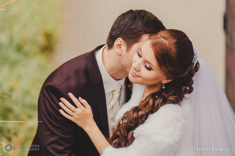  ����  ����