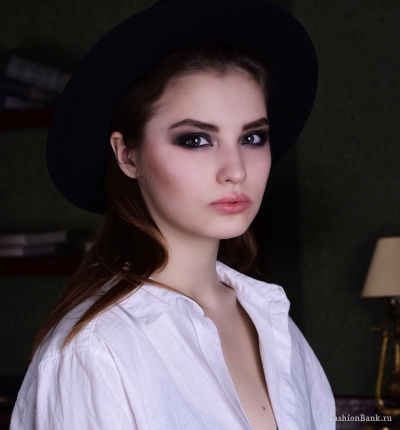  ����� Makeup artist 