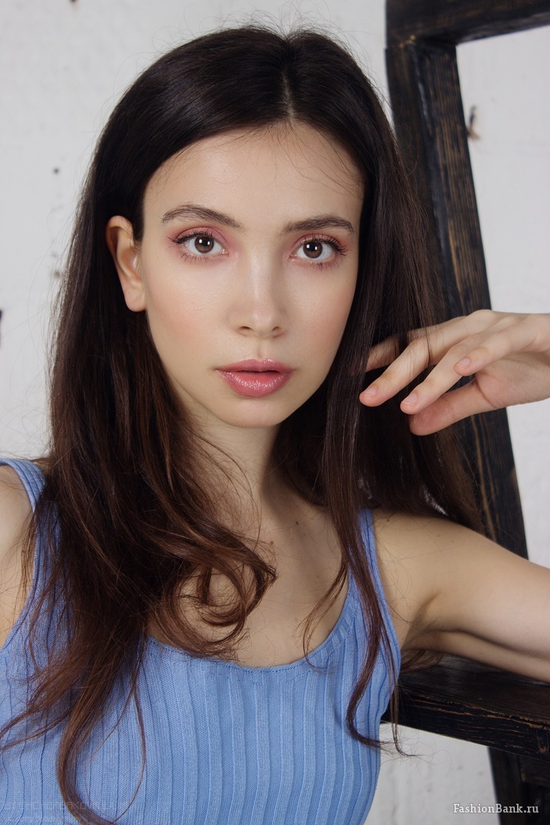  ����� Makeup artist 