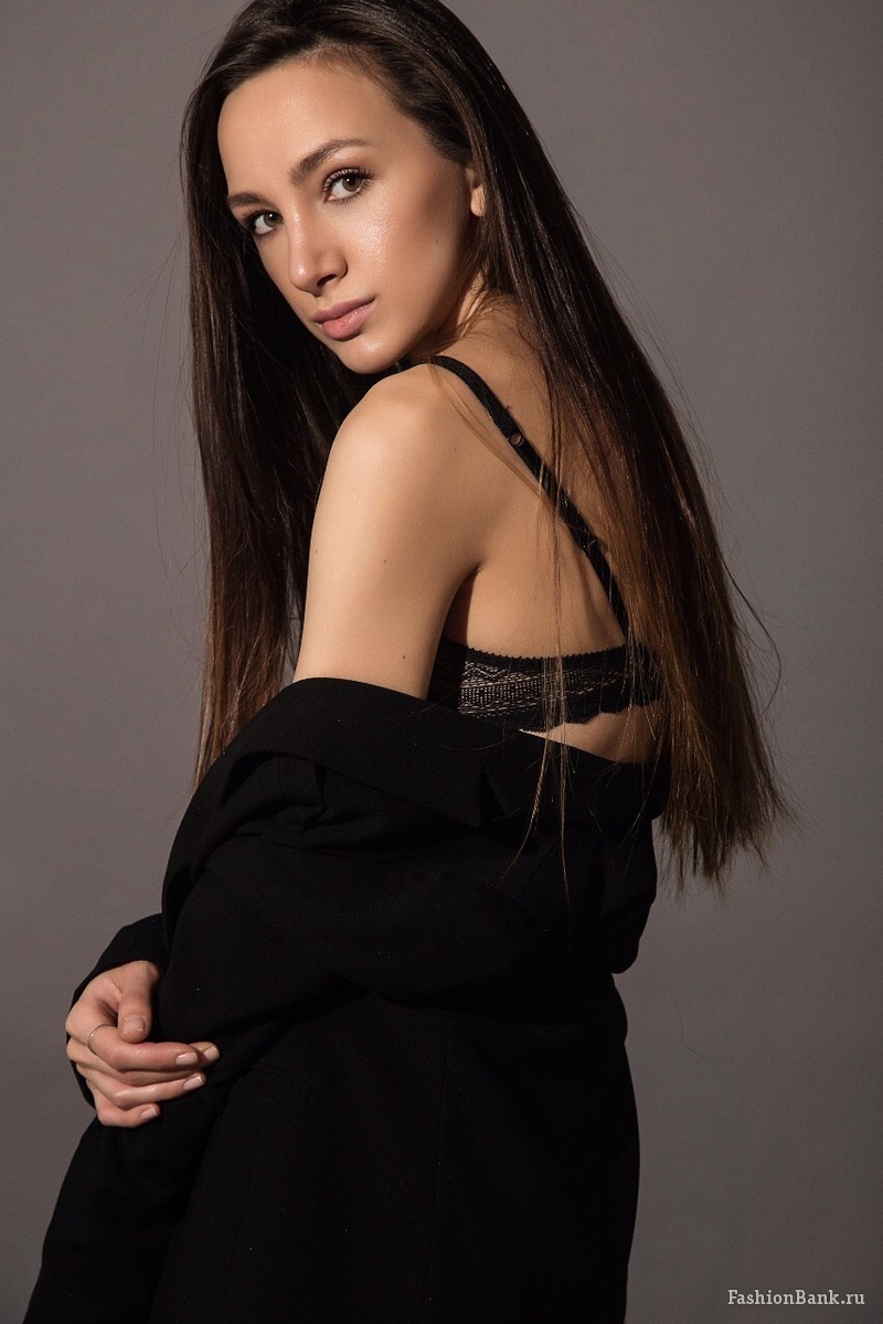  Ekaterina Khitrova