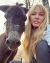 Model Alena Simonova, selfie 